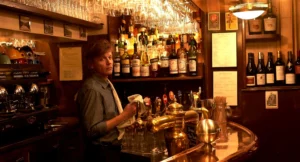 DearParis_stills (5)